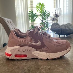 Nike Air Max Sneakers